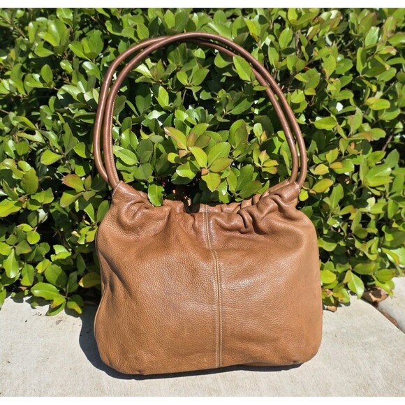 Fossil Handbags - Fossil Medium Light Brown Pebble Leather Cinch Hobo Bag 2010s Y2k Quality